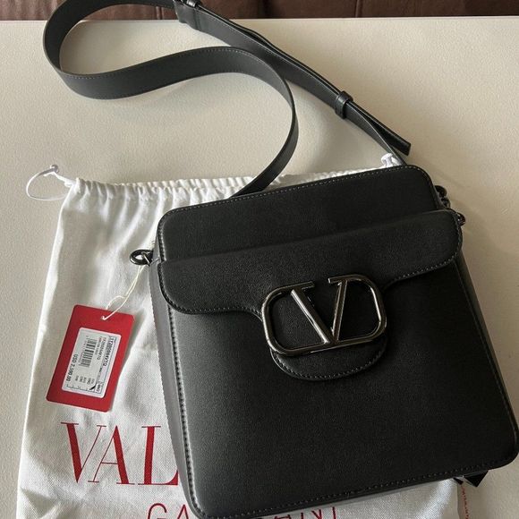 Valentino LOCÒ CROSSBODY CALFSKIN BAG